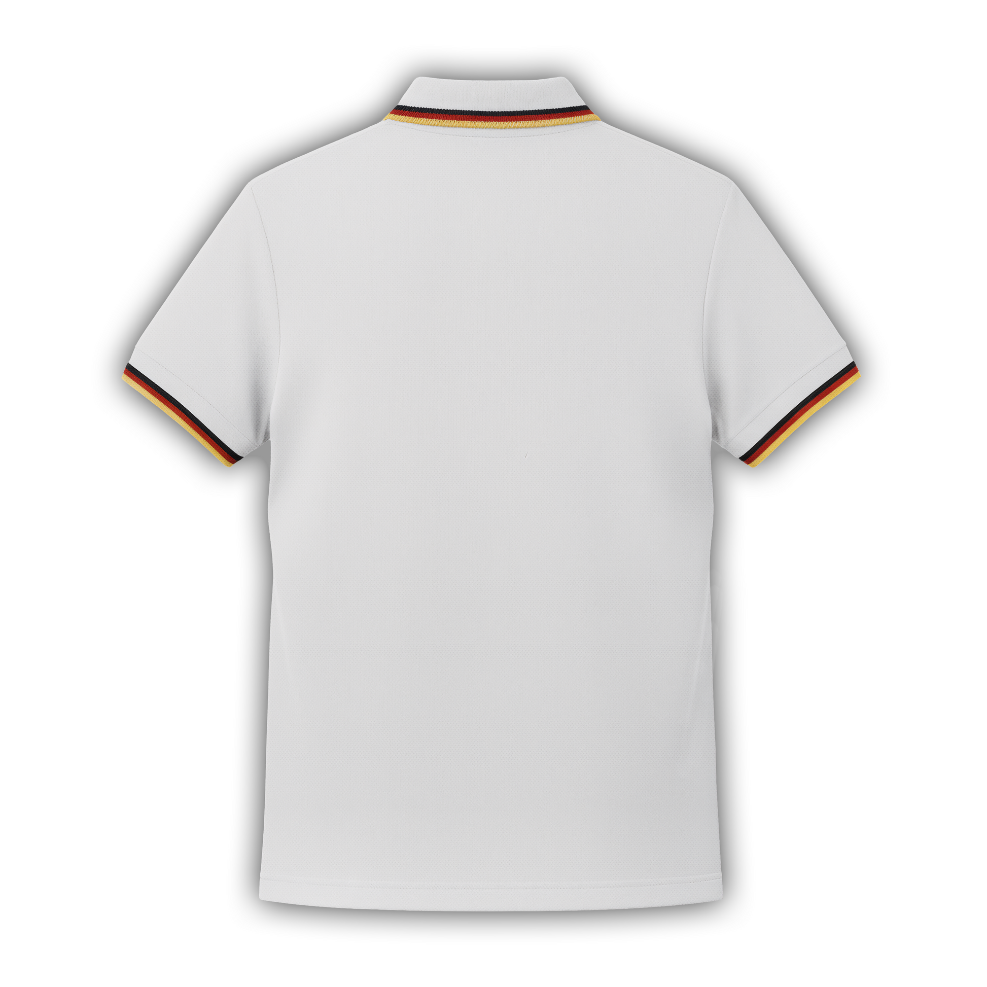 Rückseite des weißen Fan-Polo Deutschland 2026 mit schwarz-rot-goldenen Streifen an Kragen und Bündchen